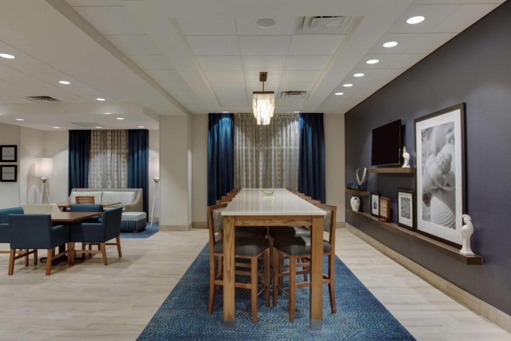 Hampton Inn By Hilton Fort Lauderdale Pompano Beach FL Image 15